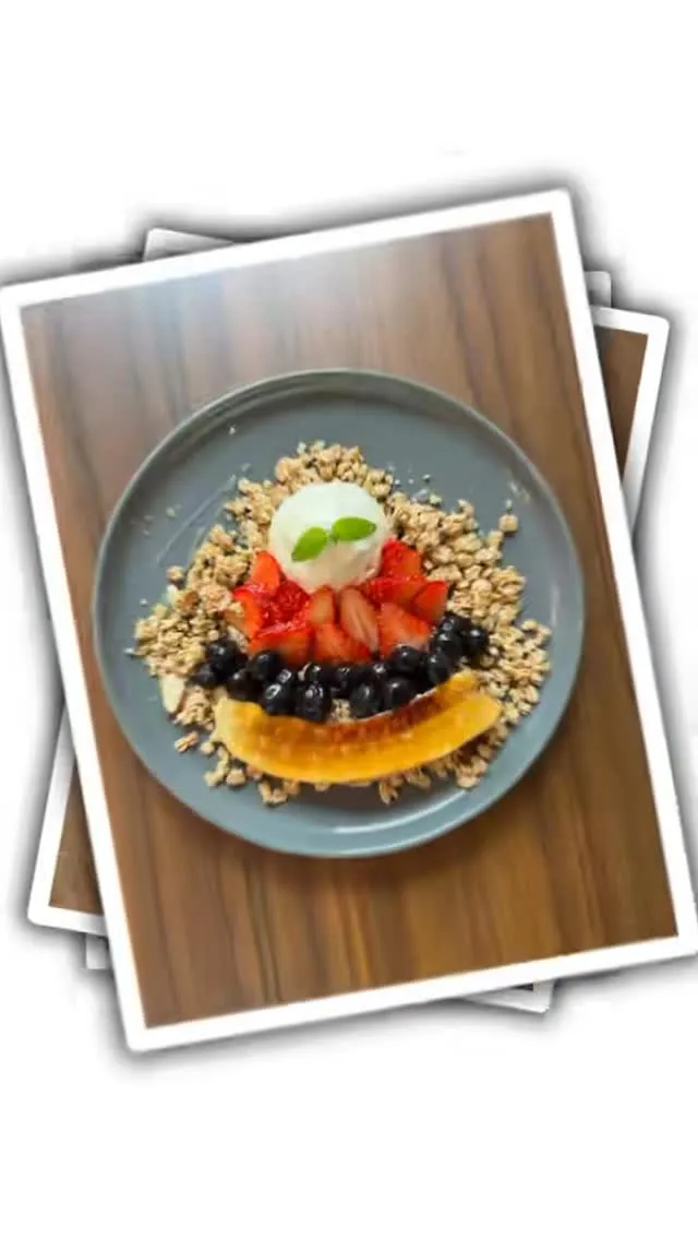 バルではアサイーボウル🥣やグリークヨーグルトを提供してます！...